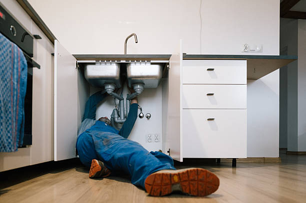 Professional Emergency Plumber technician working in Saint Benedict, OR